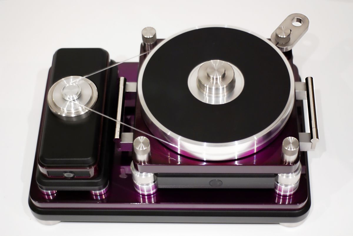 Crafted Analogue: Acoustand Evolution Turntable